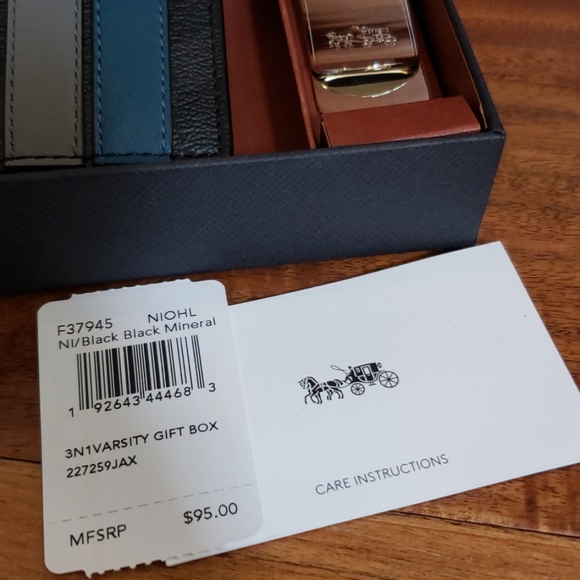 Coach Card Case/Money Clip 3in1 Versity Gift Box - Picture 5 of 6